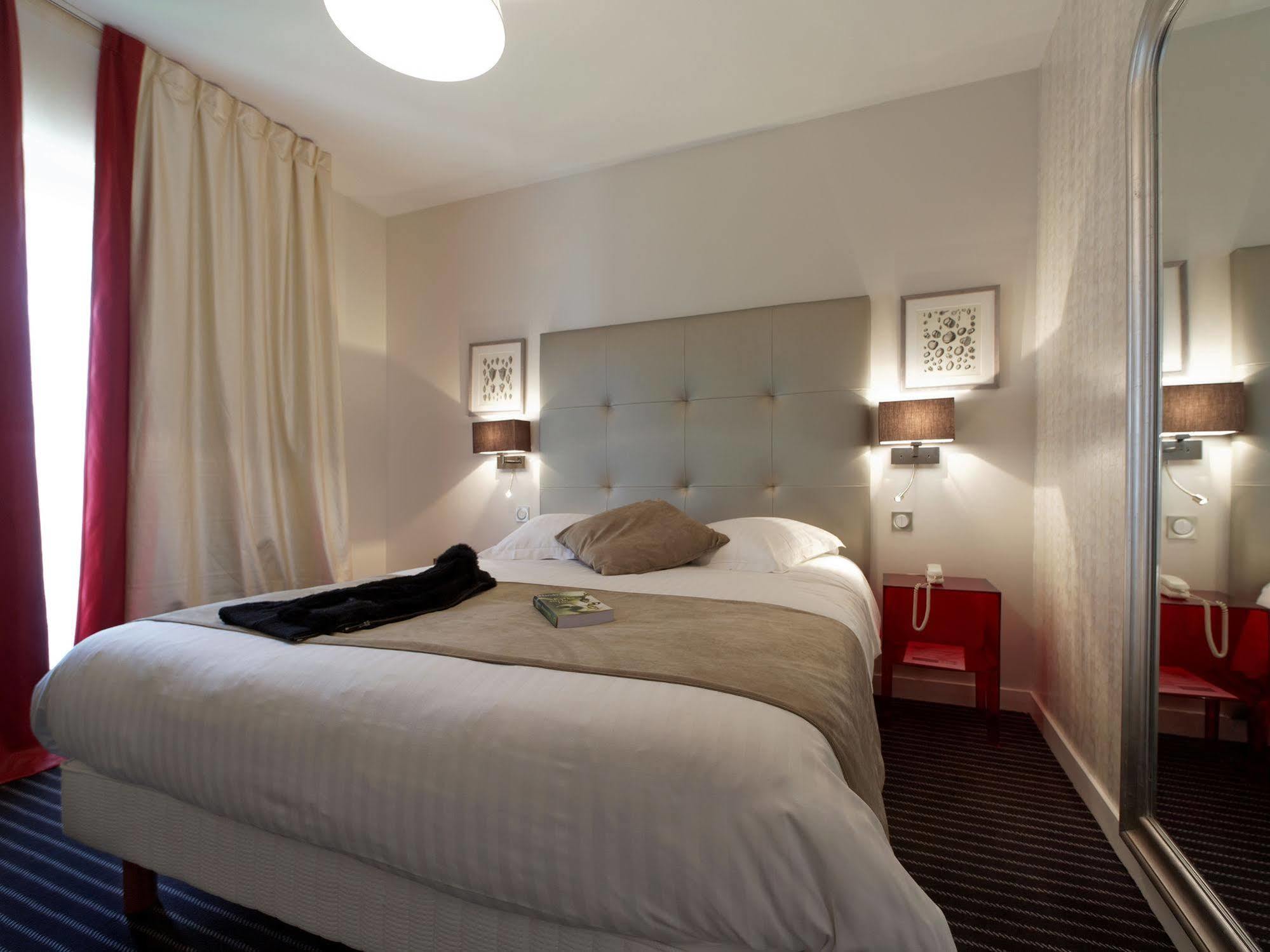 Hotel La Residence Des Artistes 로스코프 외부 사진